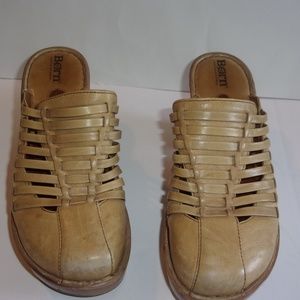 Born Clogs/Mules Slip-on